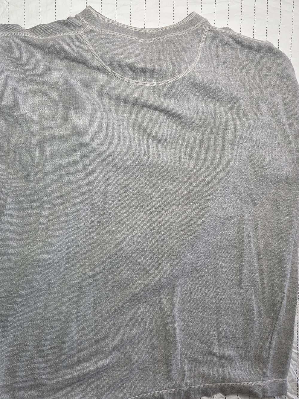 Levi’s Authentic Jeanswear | Thermal Waffle Henley | Gray XL